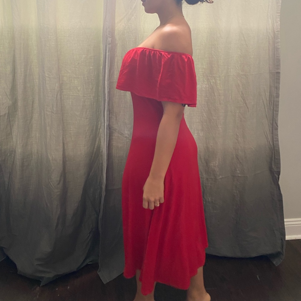 Red midi dress